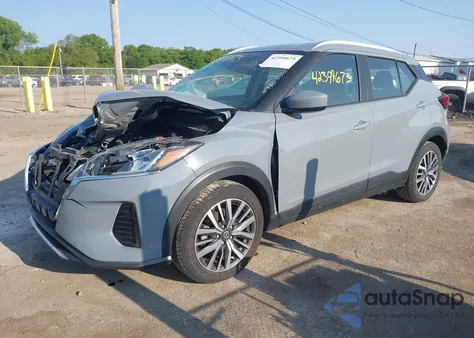 2021 Nissan Kicks Sv Xtronic Cvt z USA, uszkodzony, nr VIN 3N1CP5CV1ML474399